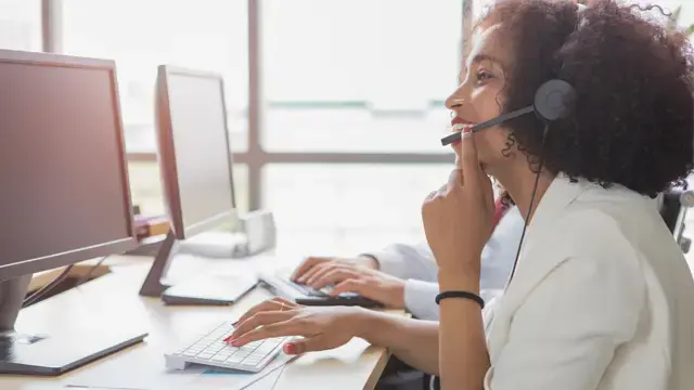 service-desk-640x360