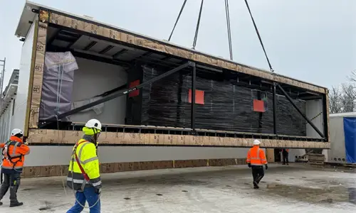 Installing a modular data centre