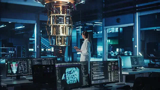 quantum-woman-computer-640x360